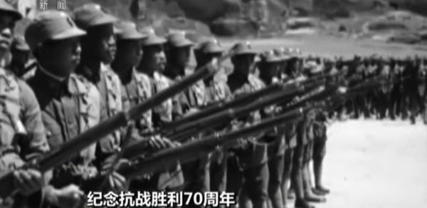 外國(guó)記者所攝最早延安影像曝光：最廉價(jià)香煙也讓毛澤東迷戀