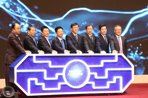 震驚！李開復(fù)滿血復(fù)活，說明了什么？