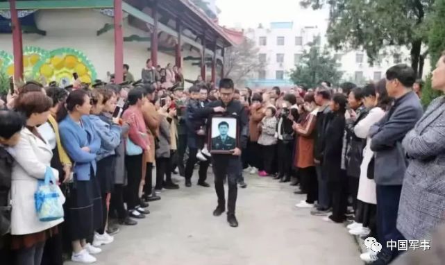 悲痛！3名解放軍飛行員墜機(jī)犧牲
