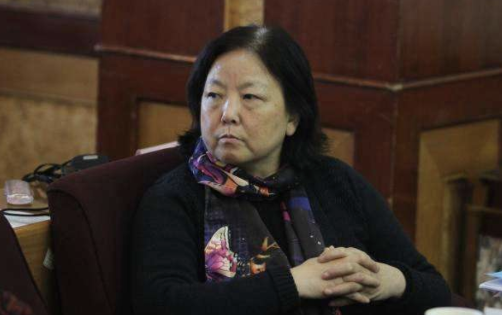 方方被罵上熱搜第一，方主席為什么惹眾怒？