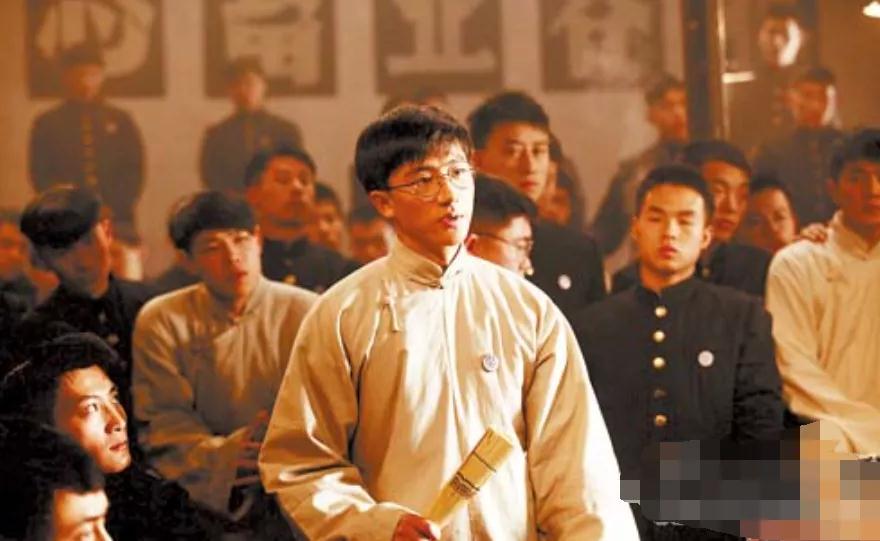 年輕人，請(qǐng)大聲對(duì)這個(gè)世界說(shuō)話
