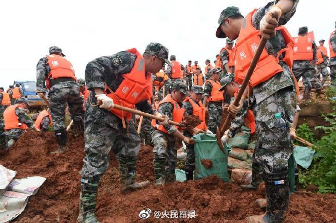始終把保障人民生命財產(chǎn)安全放在第一位