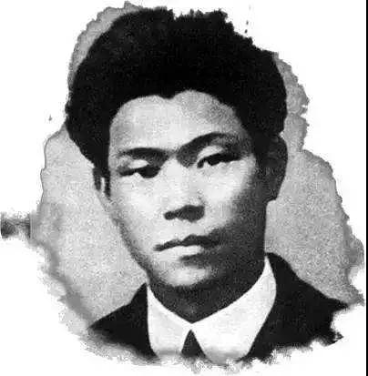 今天，我們緬懷這位提出“中國共產(chǎn)黨”名稱的第一人
