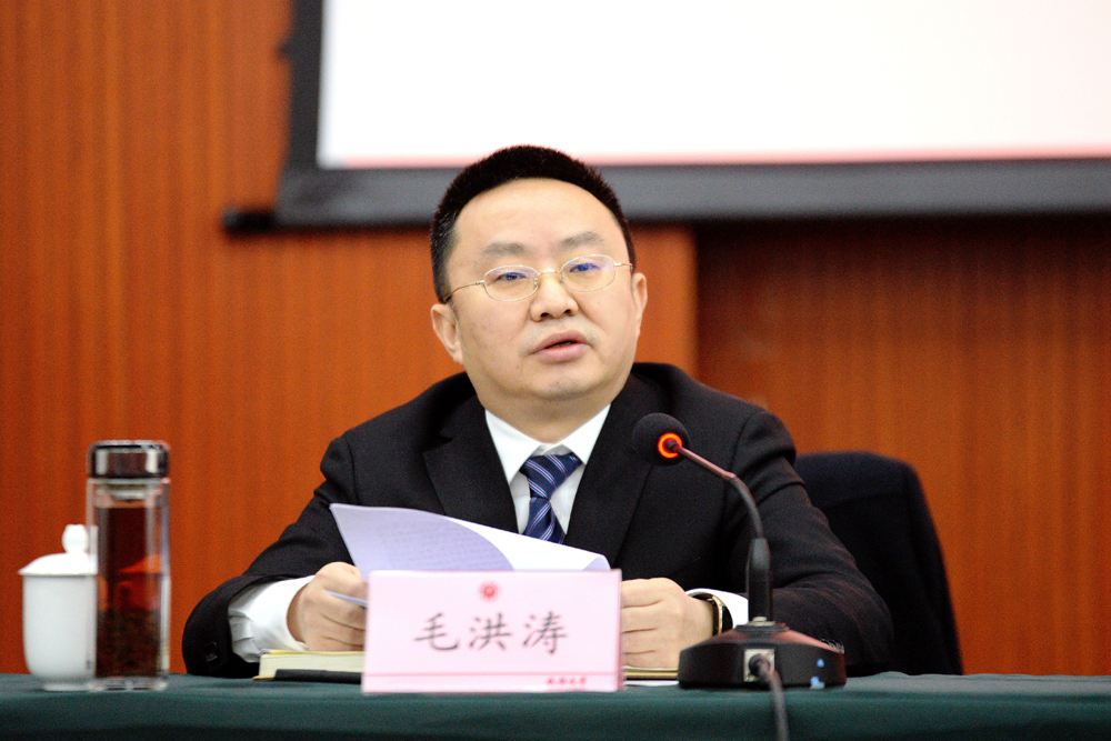 成都大學(xué)發(fā)訃告悼念毛洪濤：我們失去了一位好領(lǐng)導(dǎo)、好老師、好同志、好朋友……