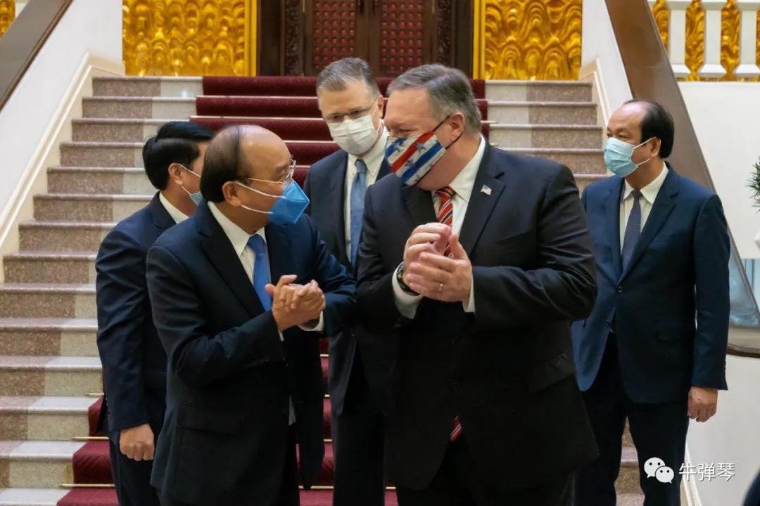蓬佩奧在越南，突然發(fā)現(xiàn)沒法這樣罵中國了！