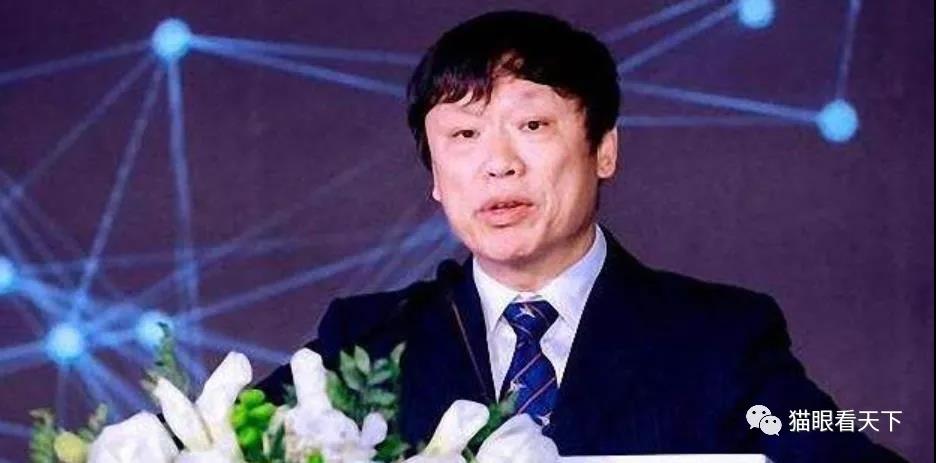 剛剛，老胡僥幸逃過“暗殺”，接下來呢？
