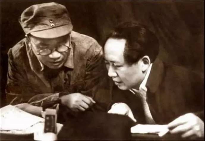 毛主席的“神預(yù)言”，神到你不敢相信，除了這一個(gè)……