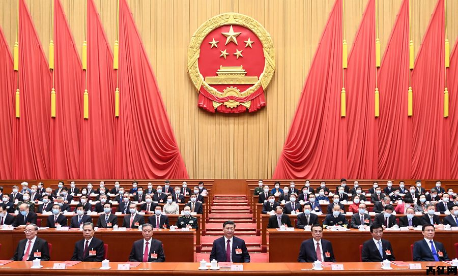 十三屆全國(guó)人大四次會(huì)議在京閉幕