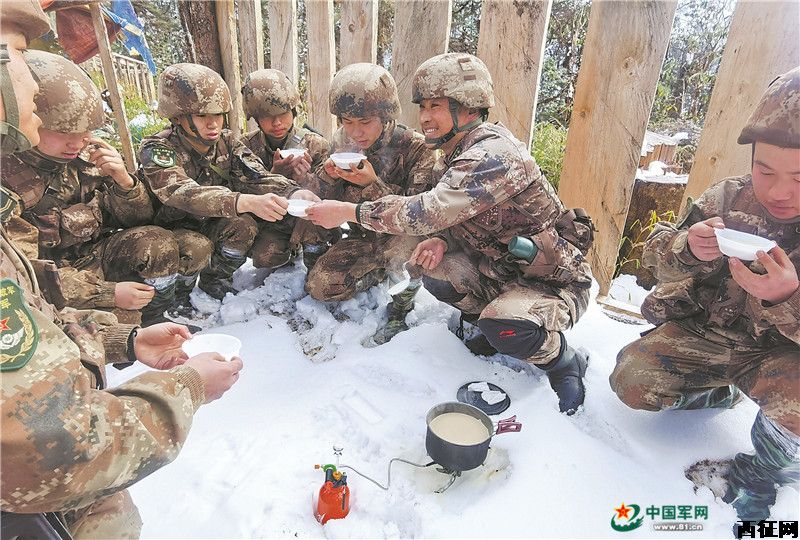 鉆密林、穿峽谷、爬雪山……這是墨脫邊防官兵的巡邏印記！