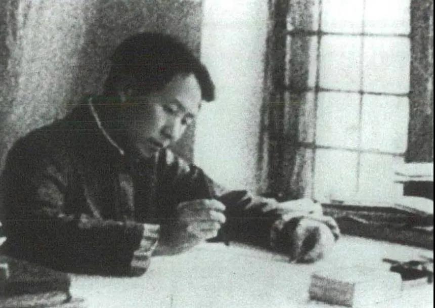 毛澤東如何駁斥“亡國(guó)論”和“速勝論”？