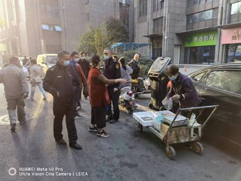推進(jìn)“六要六不要”，武漢市江岸區(qū)車站街路長們在行動