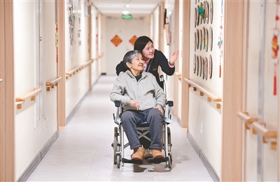 一刻鐘，“圈”出家門(mén)口的幸福