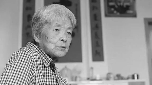 “將軍農(nóng)民”甘祖昌夫人、全國(guó)道德模范龔全珍同志逝世